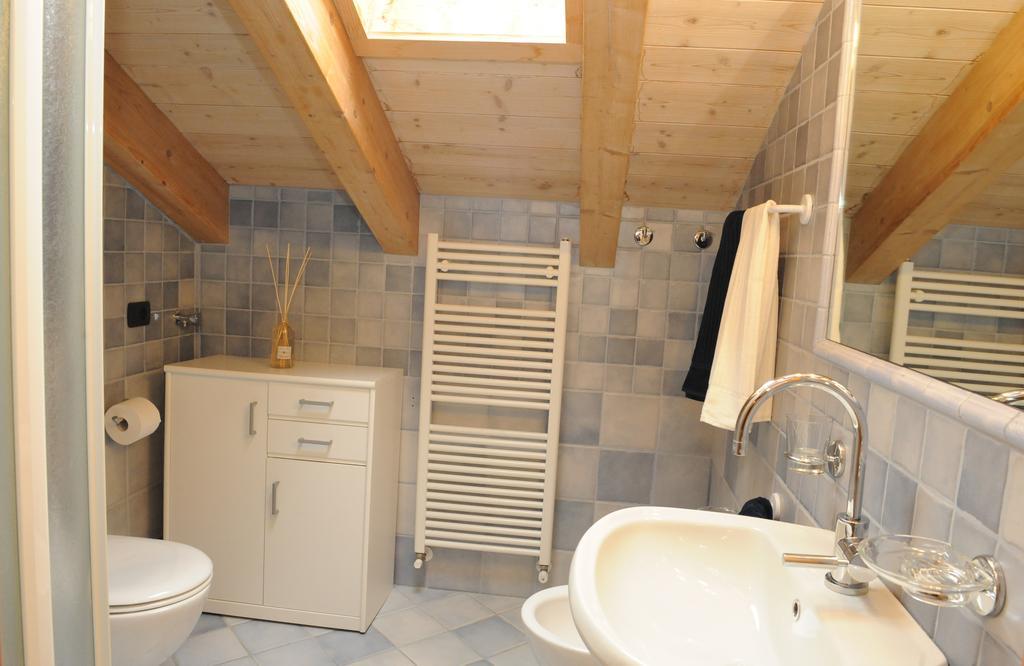 Chalet Tea Da Bondi Livigno Quarto foto